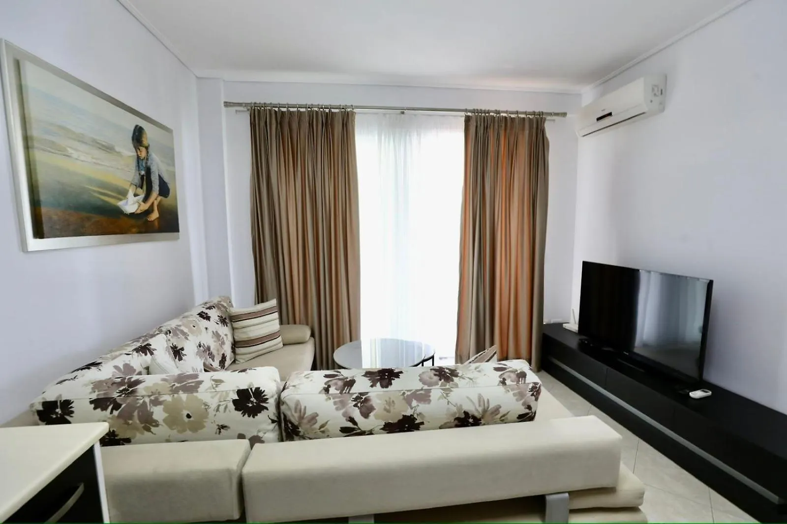 Parid Apartment Polisi i Vogel Albania