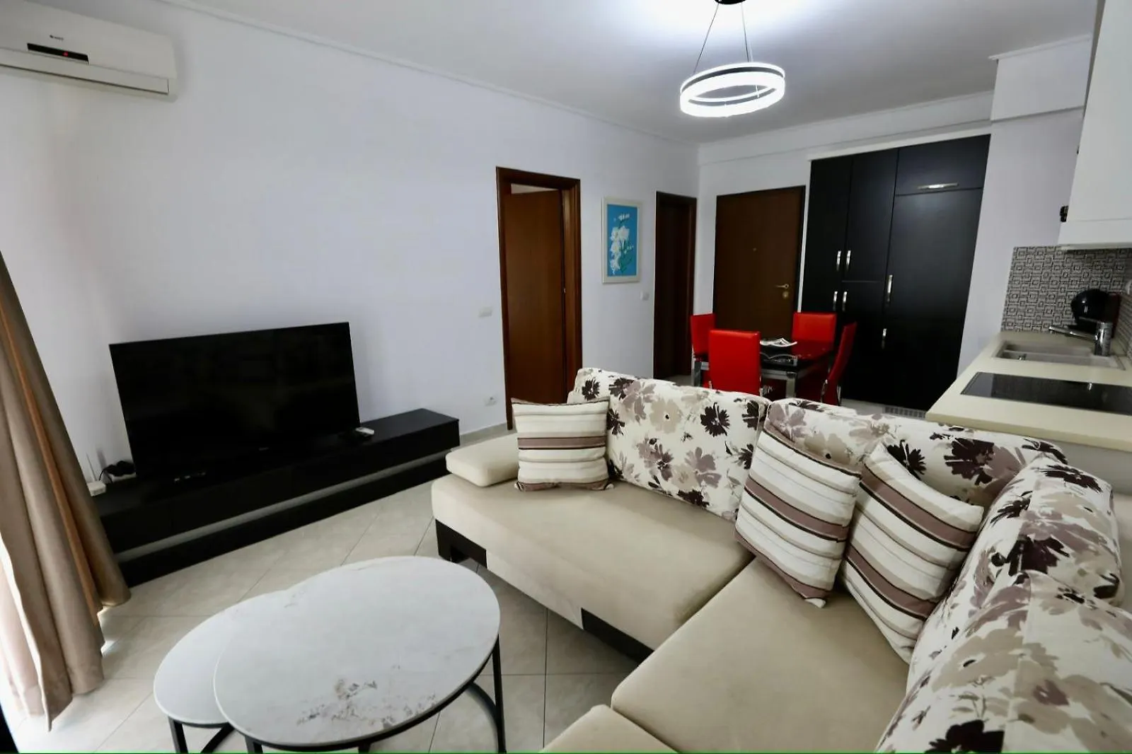 Parid Apartment Polisi i Vogel 0*,  Albania