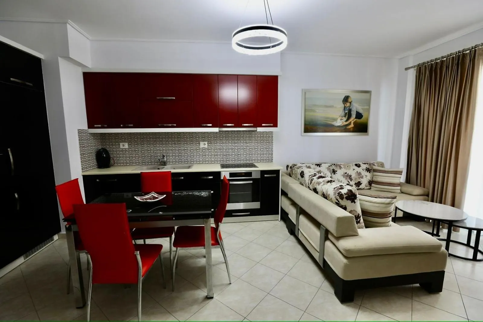 Parid Apartment Polisi i Vogel